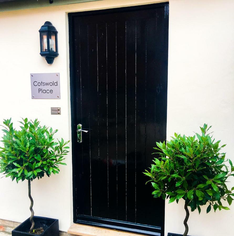 Cotswold Place Cirencester Exterior foto